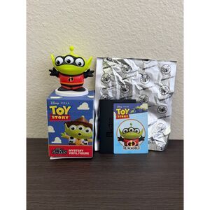 Disney Pixar Toy Story Aliens Remix Blind Box Figure - The Incredibles